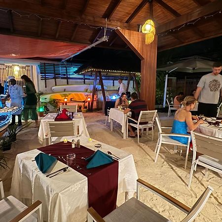 Alimas Holiday Retreat Maldives Felidhoo Esterno foto